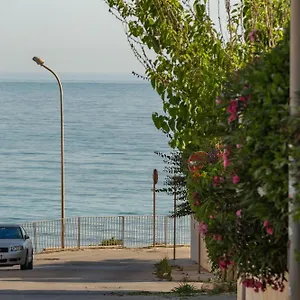 https://cozy-apartment-in-marina-di-ragusa.sicilyhotelsitaly.net